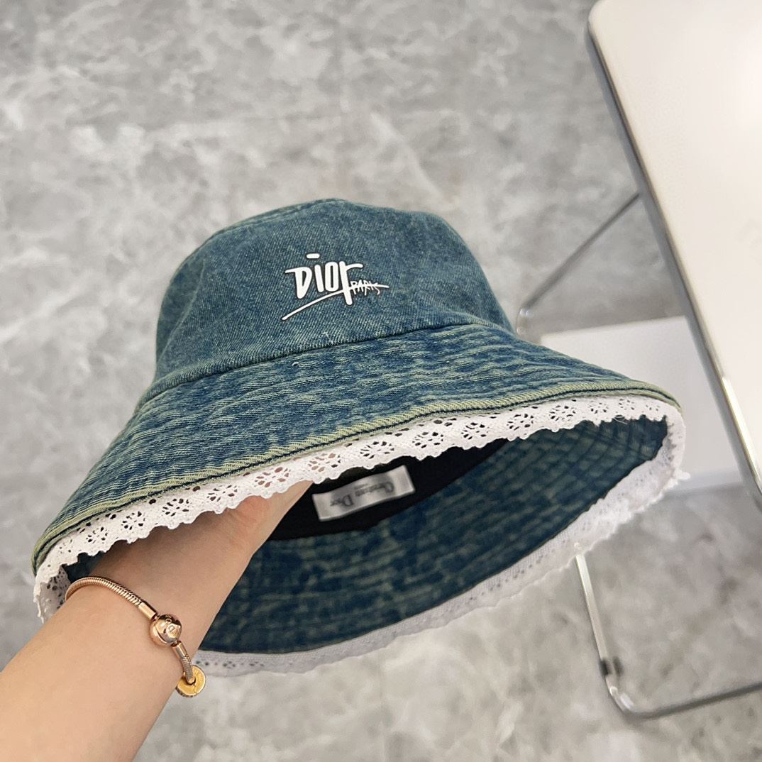 Christian Dior Caps